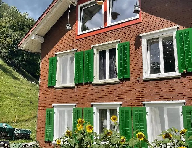 Cozy In An Old Near Vaduz Accommodatie bij particulieren *