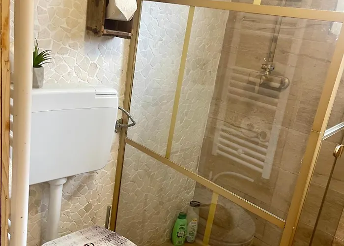 Cozy In An Old Near Vaduz